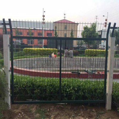 铁路防护栅栏